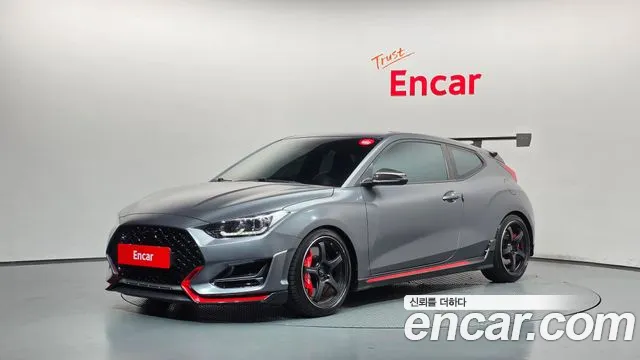 Hyundai Veloster 2021 — photo 1