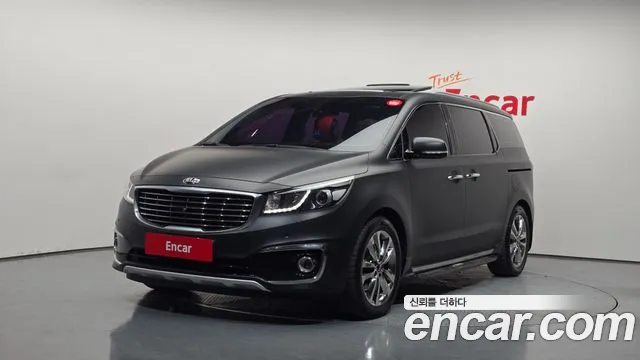 Kia Canival 2015 — photo 1