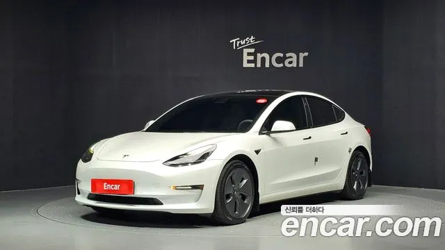 Tesla Model 3 2022 — photo 1