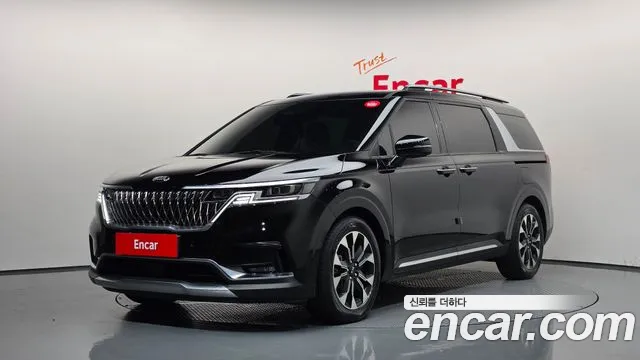 Kia Canival 2021 — photo 1