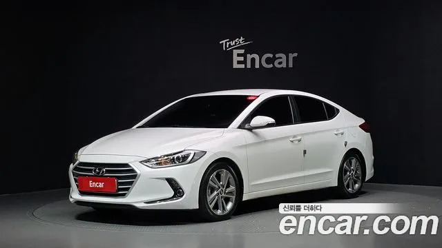 Hyundai AVANTE 2018 — photo 1