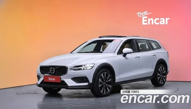 Volvo V60 2026 — photo 1
