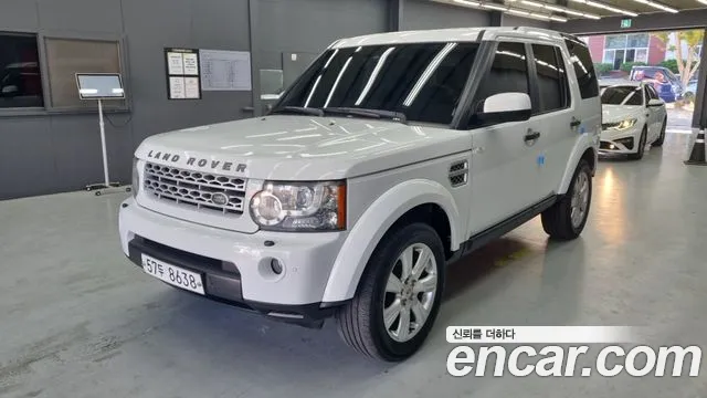 Land Rover Discovery 2013 — photo 1