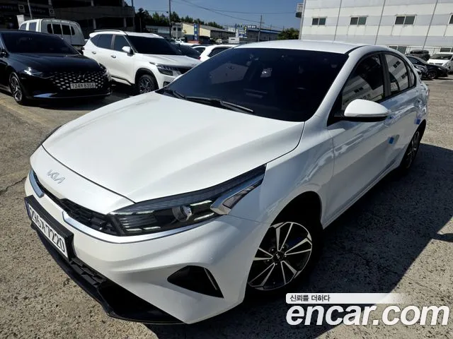 Kia K3 2022 — photo 1