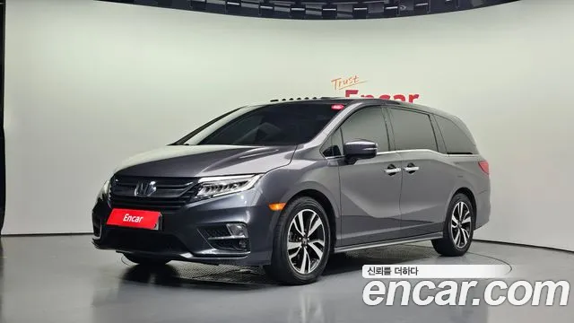 Honda Odyssey 2019 — photo 1