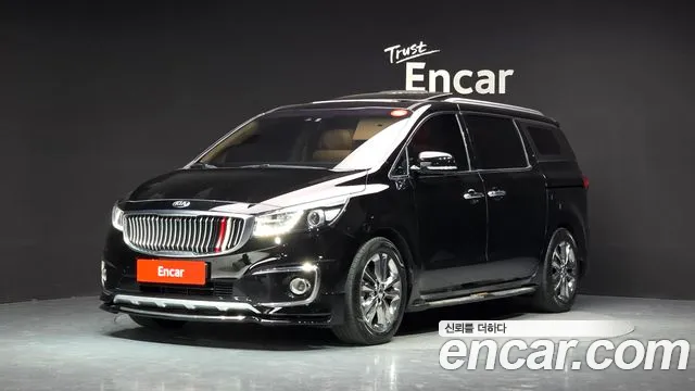 Kia Canival 2018 — photo 1