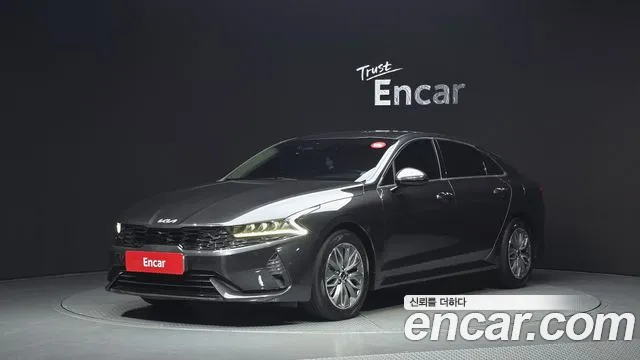 Kia K5 2023 — photo 1