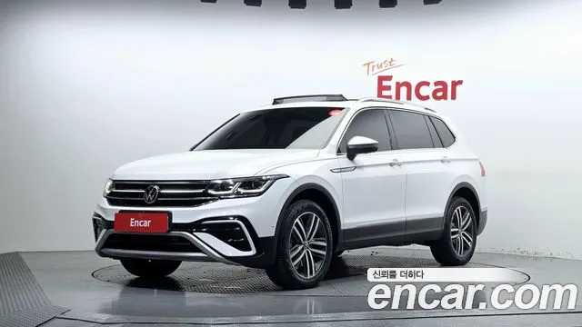 Volkswagen Tiguan 2023 — photo 1