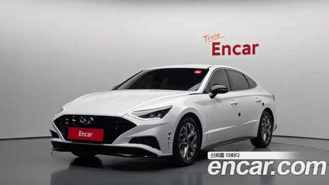 Hyundai Sonata 2022 — photo 1
