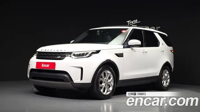 Land Rover Discovery 2019 — photo 1