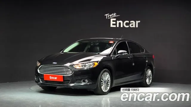 Ford Fusion 2014 — photo 1