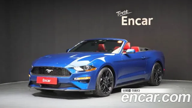 Ford Mustang 2023 — photo 1