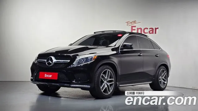 Mercedes-Benz GLE-Class 2017 — photo 1