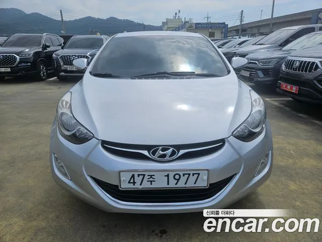 Hyundai AVANTE 2012 — photo 1