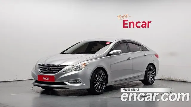 Hyundai Sonata 2011 — photo 1