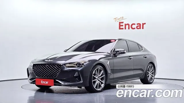Genesis G70 2018 — photo 1