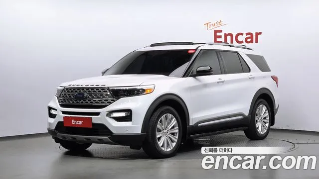 Ford Explorer 2021 — photo 1