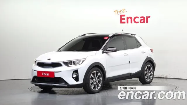 Kia Stonic 2018 — photo 1