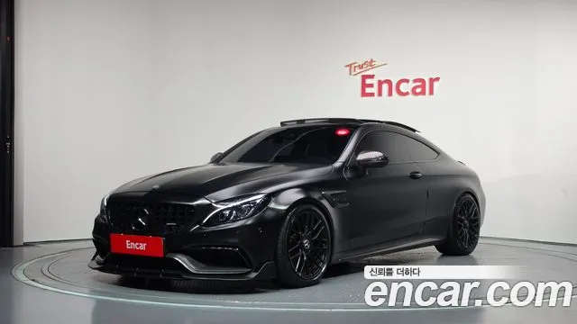 Mercedes-Benz C-Class 2018 — photo 1