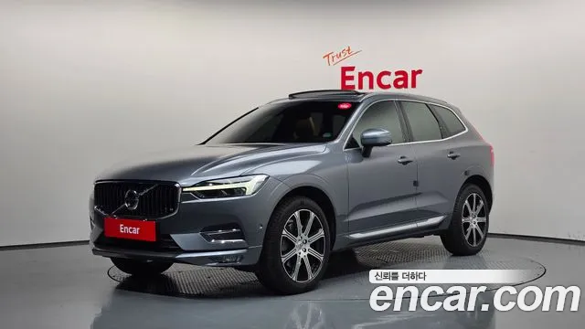Volvo XC60 2021 — photo 1