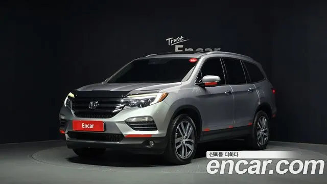 Honda Pilot 2017 — photo 1