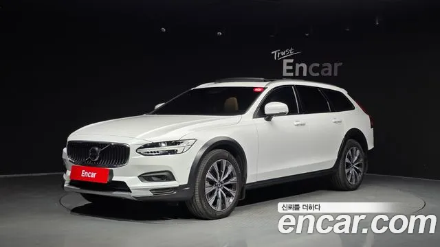 Volvo V90 2024 — photo 1
