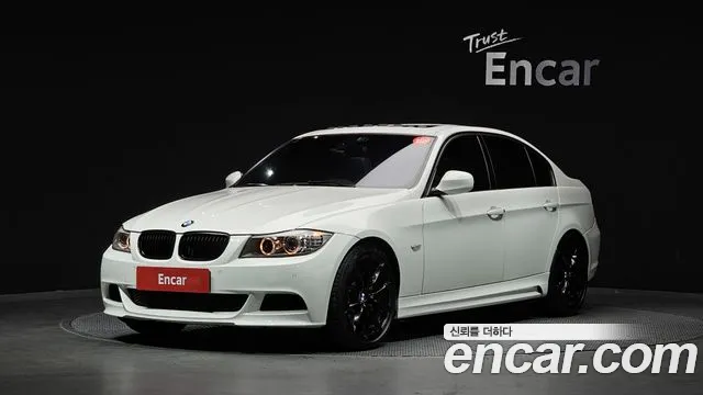 BMW 3-Series 2011 — photo 1