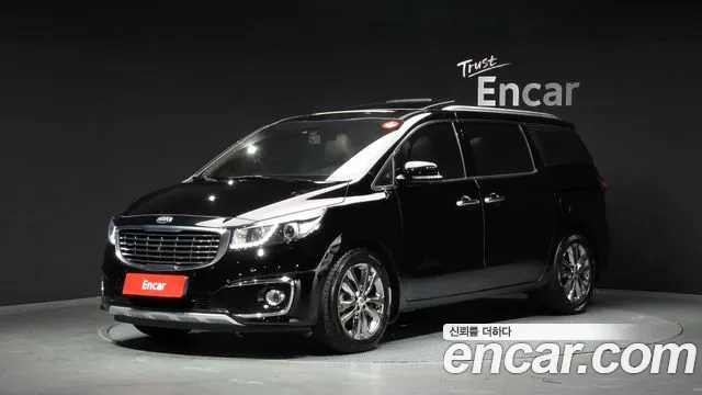 Kia Canival 2018 — photo 1