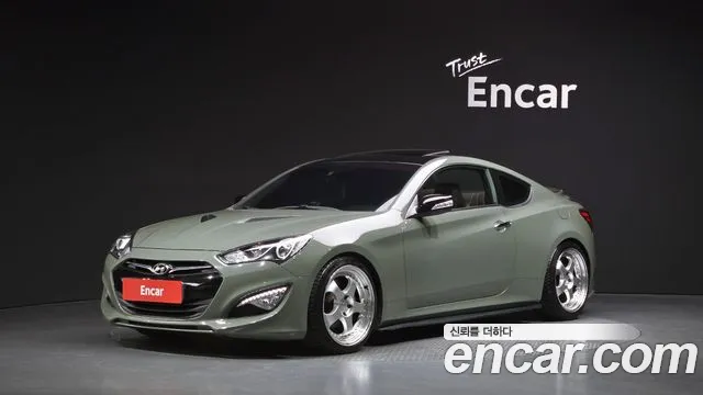 Hyundai Genesis 2009 — photo 1