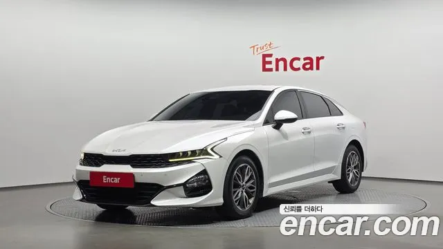 Kia K5 2022 — photo 1