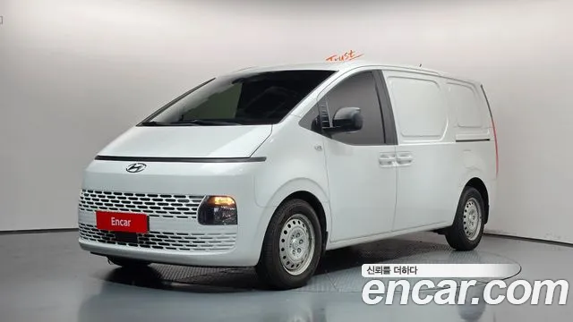 Hyundai Staria 2022 — photo 1