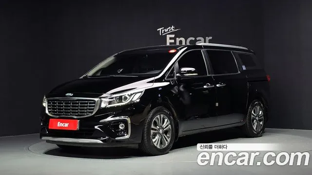 Kia Canival 2019 — photo 1