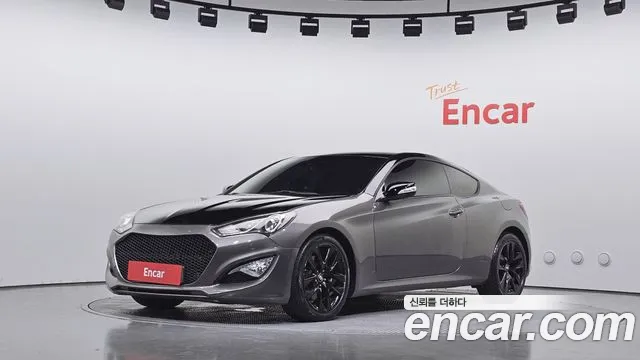 Hyundai Genesis 2012 — photo 1