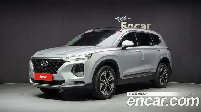 Hyundai Santafe 2019 — photo 1