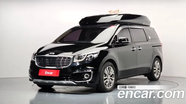Kia Canival 2017 — photo 1