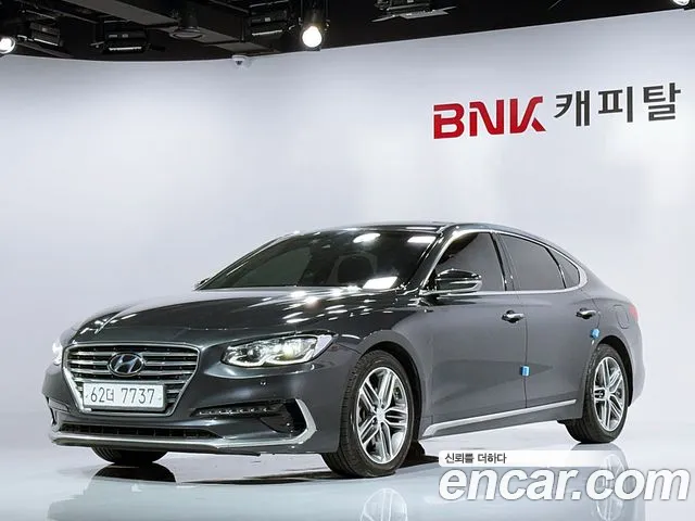 Hyundai Grandeur 2018 — photo 1