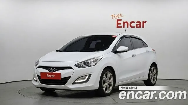 Hyundai i30 2014 — photo 1