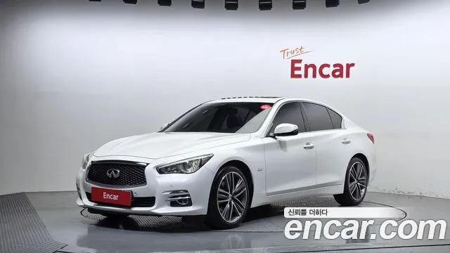 Infiniti Q50 2014 — photo 1