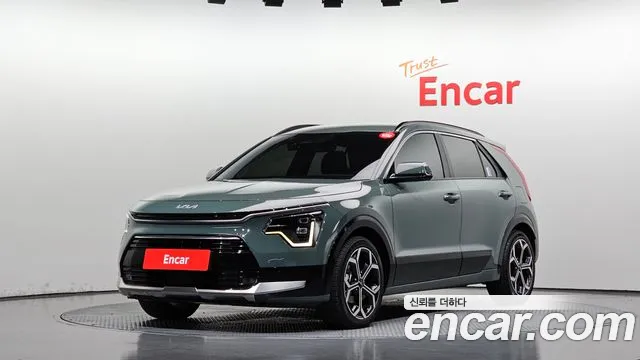 Kia Niro 2022 — photo 1
