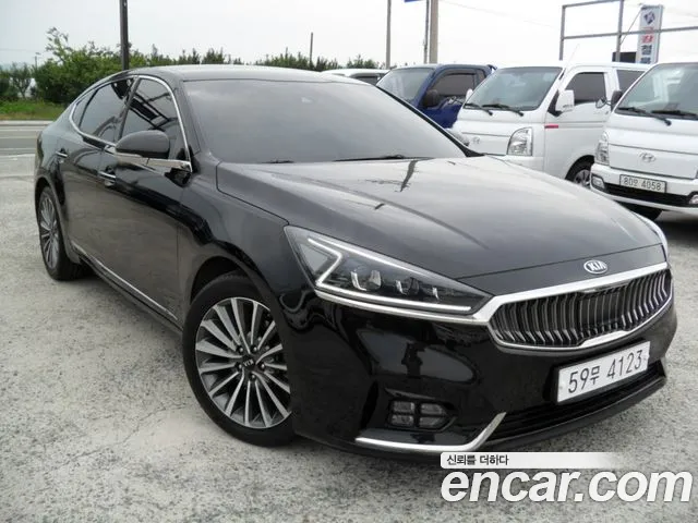 Kia K7 2019 — photo 1
