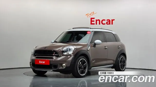 Mini Countryman 2015 — photo 1