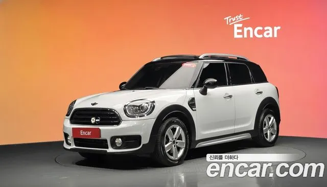 Mini Countryman 2018 — photo 1