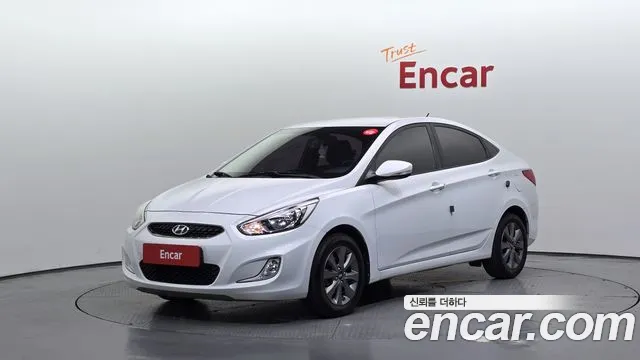 Hyundai Accent 2019 — photo 1