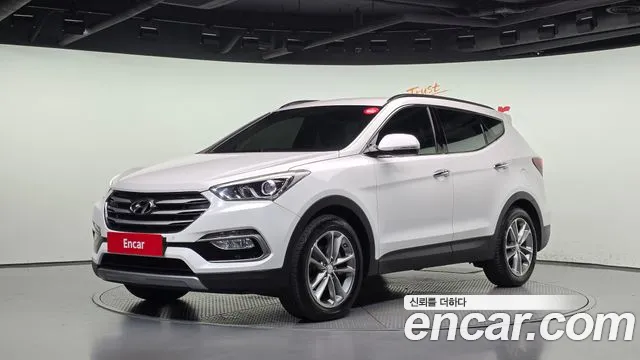Hyundai Santafe 2016 — photo 1