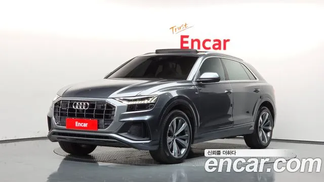 Audi Q8 2021 — photo 1