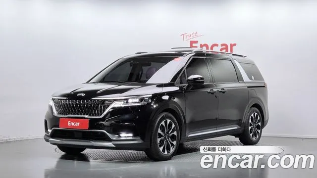 Kia Canival 2021 — photo 1