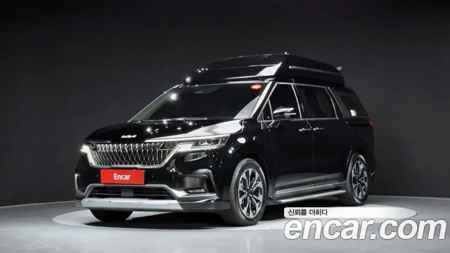 Kia Canival 2022 — photo 1