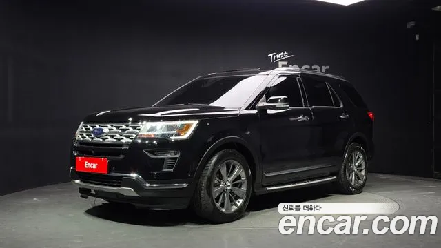 Ford Explorer 2019 — photo 1