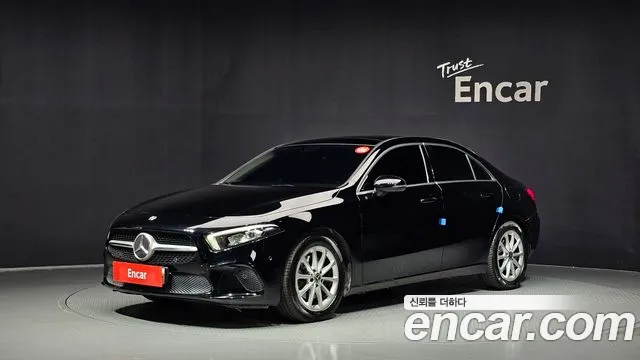 Mercedes-Benz A-Class 2020 — photo 1
