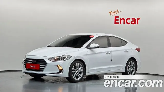 Hyundai AVANTE 2018 — photo 1